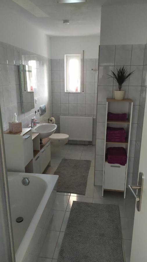 4* Ferienwohnung Neukirchen Im Erzgebirge Adorf/Erzgeb Bagian luar foto