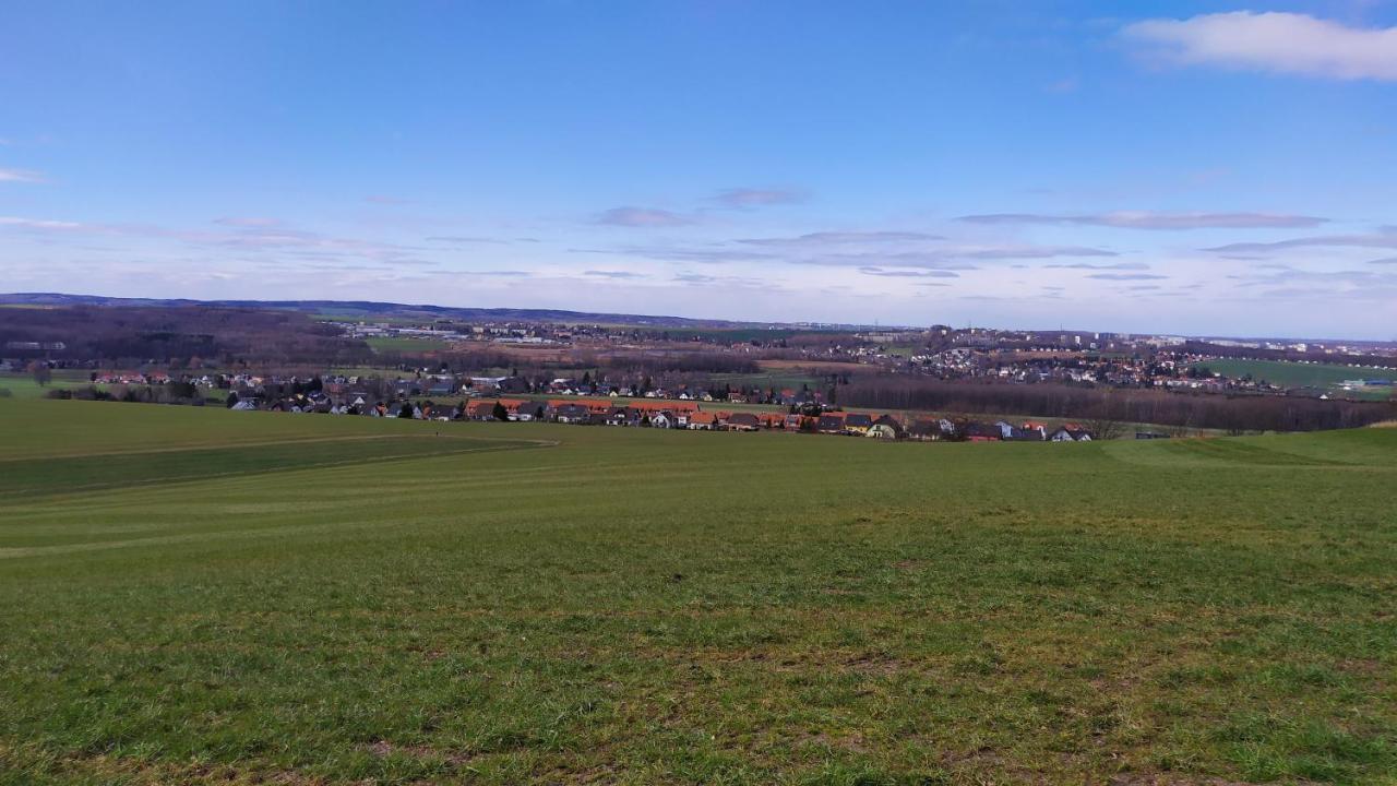 4* Ferienwohnung Neukirchen Im Erzgebirge Adorf/Erzgeb Bagian luar foto