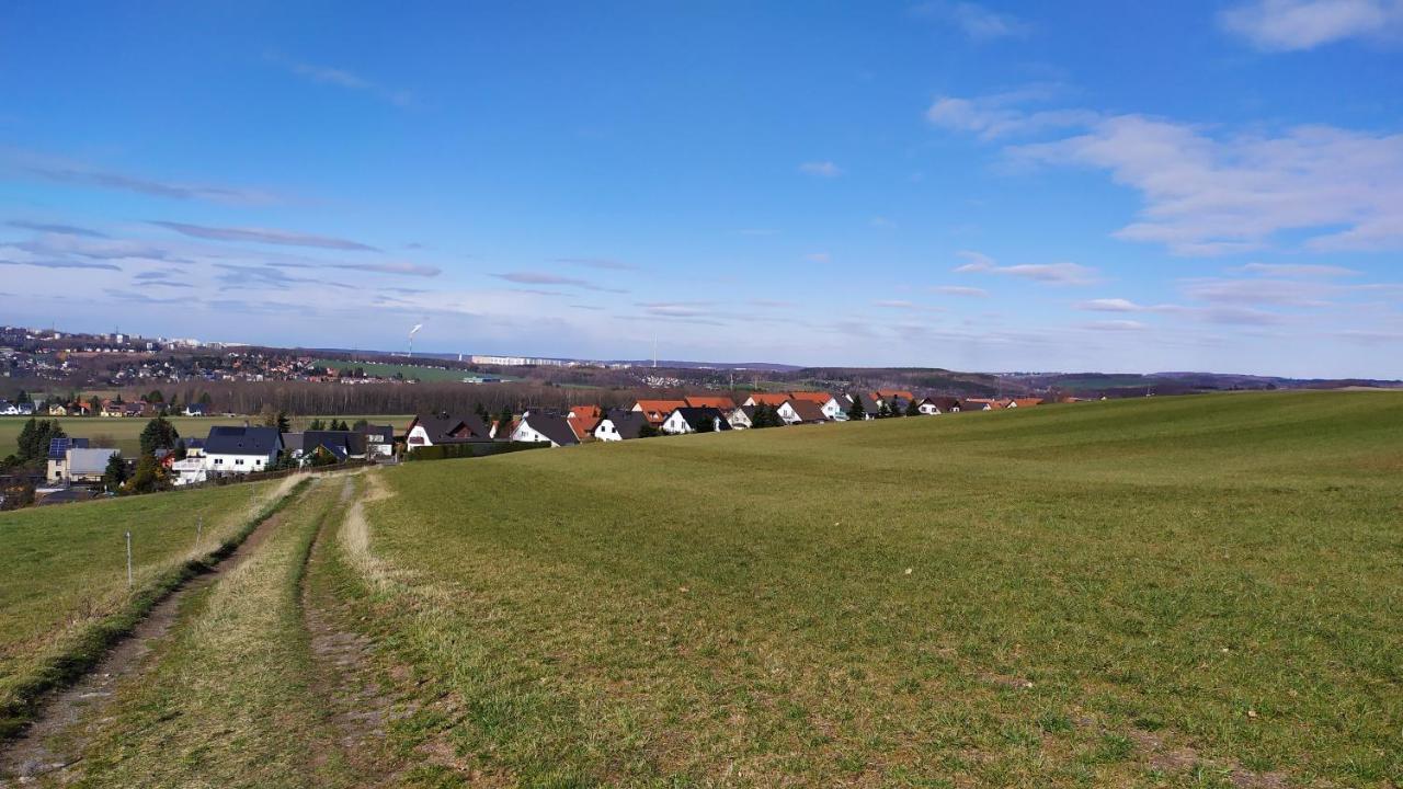 4* Ferienwohnung Neukirchen Im Erzgebirge Adorf/Erzgeb Bagian luar foto
